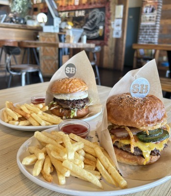 Sandbox Burgers ｜ホテルアートステイ那覇国際通り【公式】